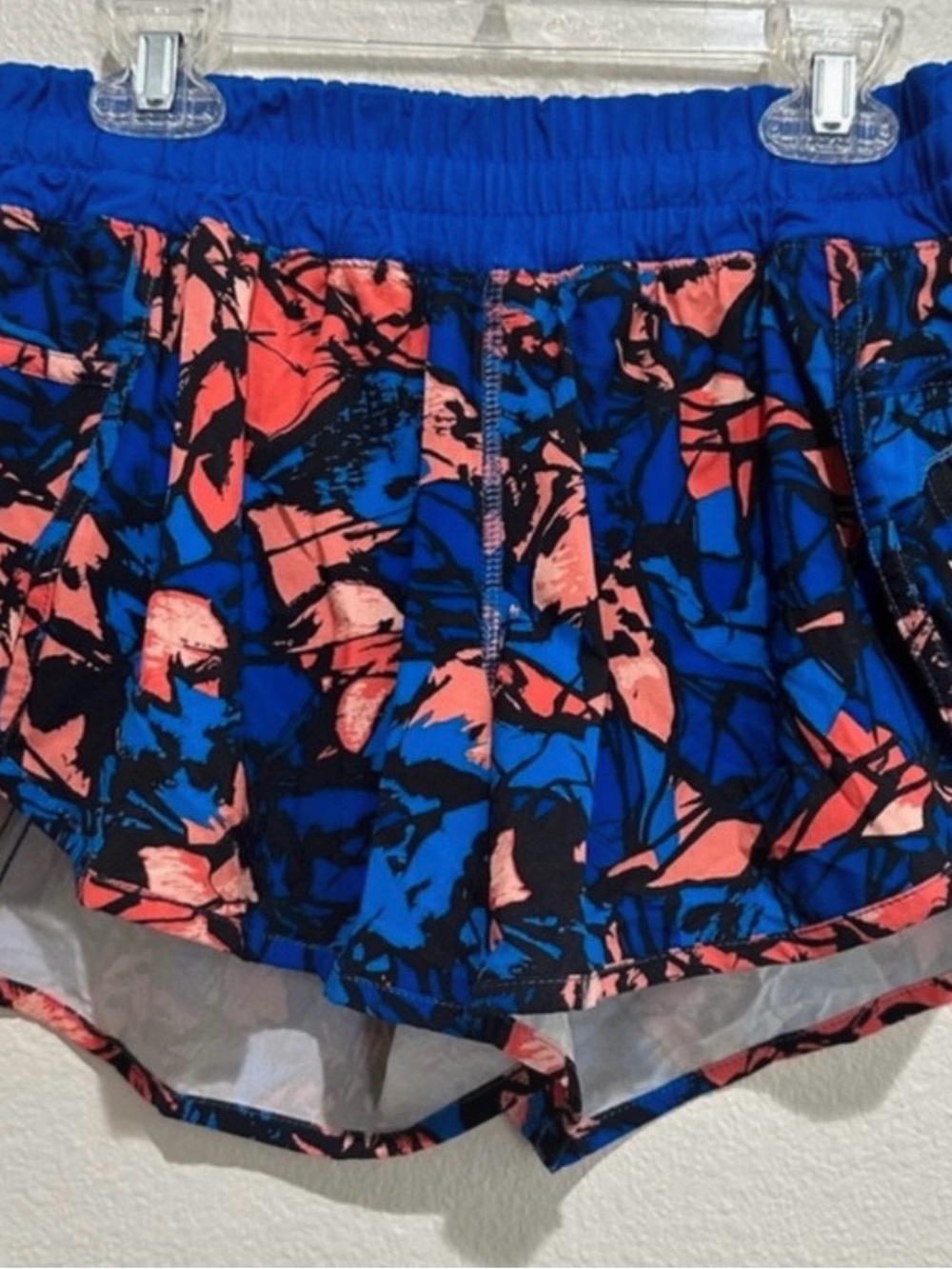 Lululemon Track Short Small - Picture 5 of 5